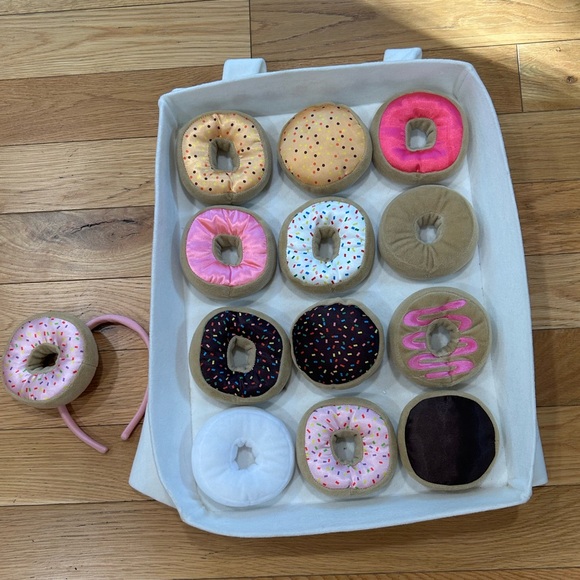 Authentic Kids Other - Authentic Kids Box of Donuts Costume